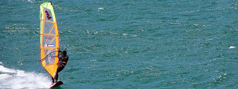 Jak dobrać deskę windsurfingową