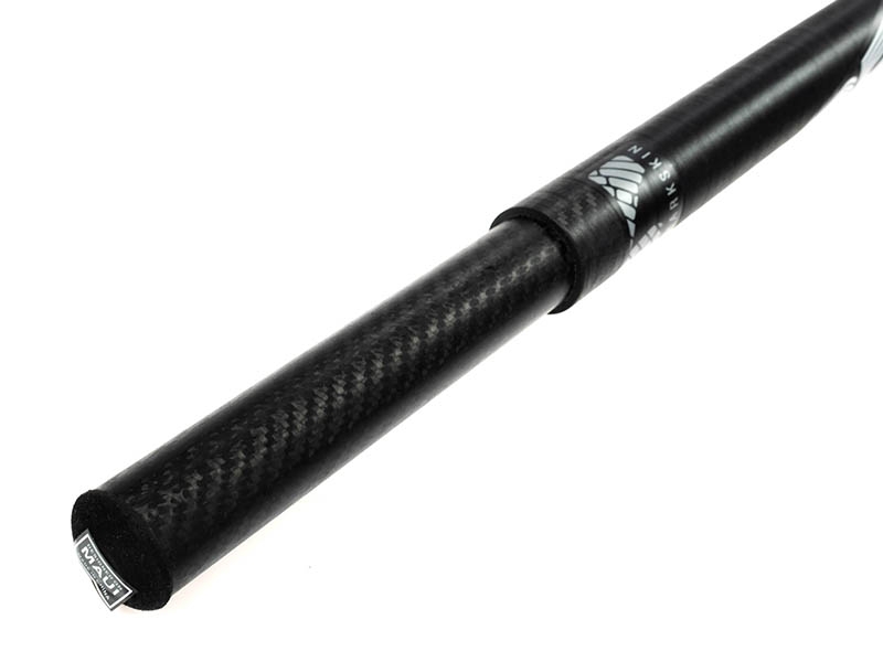 maszty aluminiowy czy węglowy – który ma lepsze właściwości?