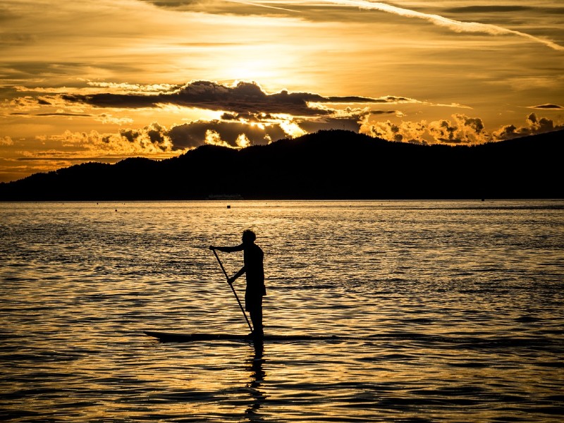 jak wiosłować na SUP – poprawna technika