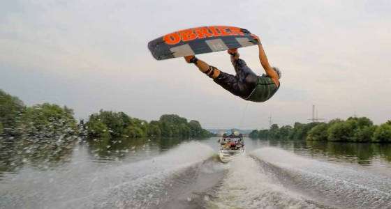 gogle red bull Magnetor 010
